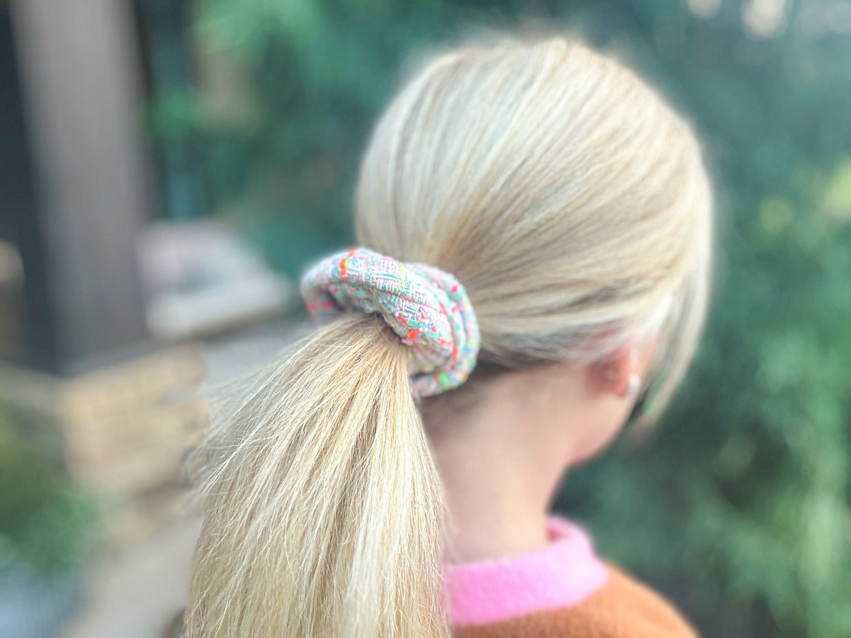 Tweed Scrunchies (12 Colors)