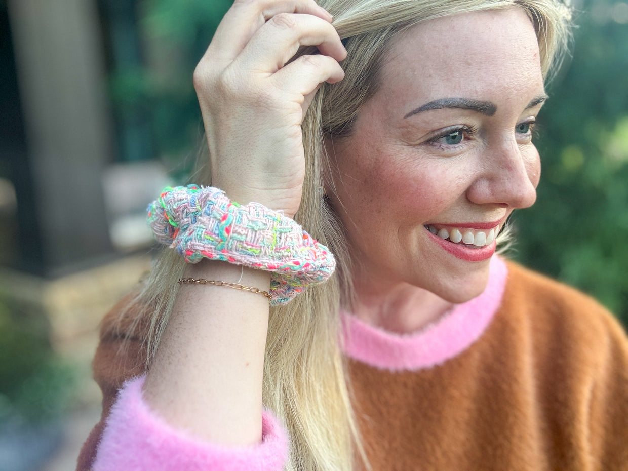 Tweed Scrunchies (12 Colors)