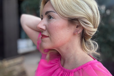 Eliza Twirl Huggie Earrings Gold