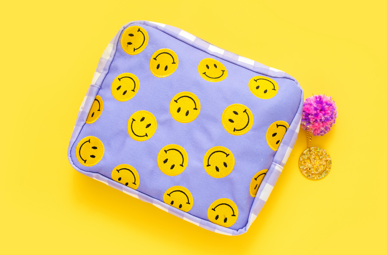 Smiley Pouch Large
